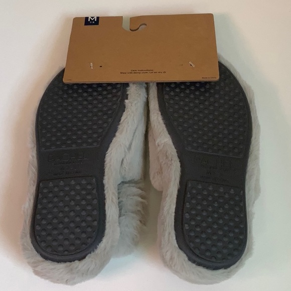 RACHEL Rachel Roy Memory Foam Slippers - Picture 4 of 4